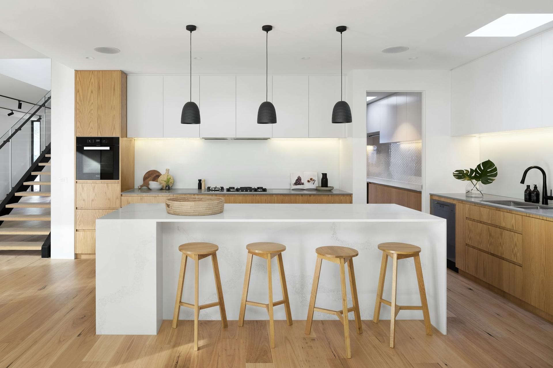The Lakeside Mansion, Emirates Hills, Dubai: photograph 5 of 5